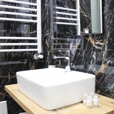Blackwoody Contemporary - Centro Storico Pensjonat *