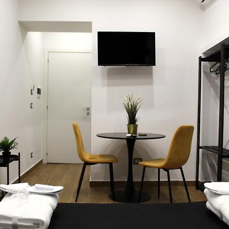 Blackwoody Contemporary - Centro Storico 4*