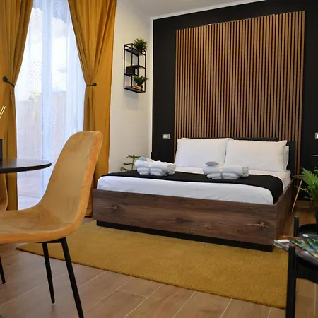 Pensjonat Blackwoody Contemporary - Centro Storico